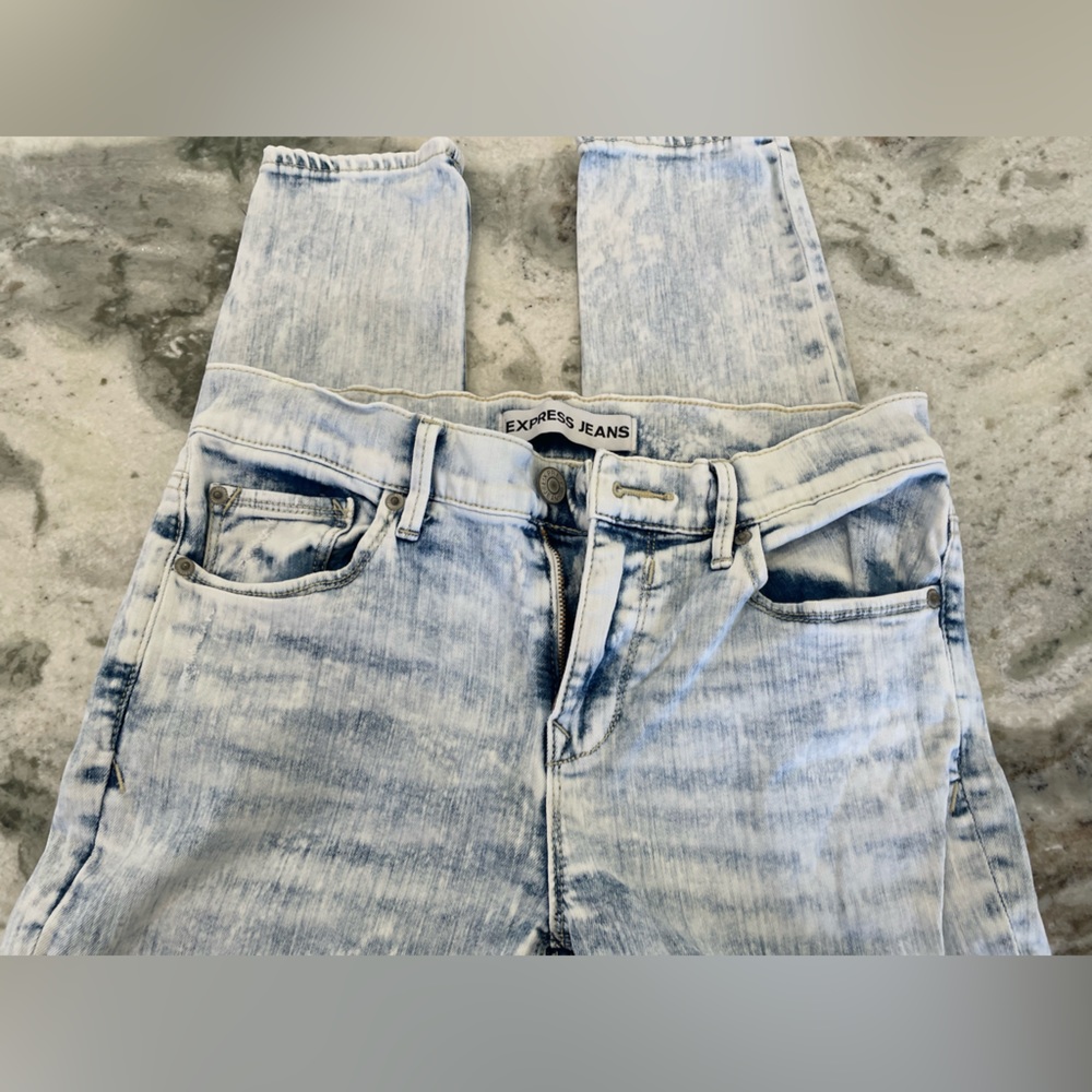 EXPRESS “MIA” MID RISE LEGGING JEANS - Picture 5 of 7